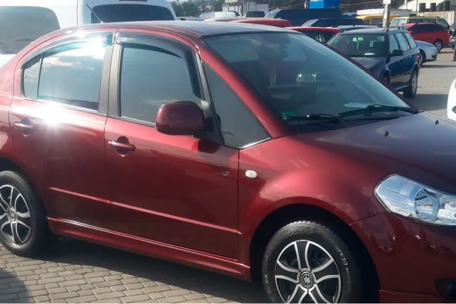 Suzuki SX4 2006–2013 Vindafvisere SD (4 stk., HIC) Image