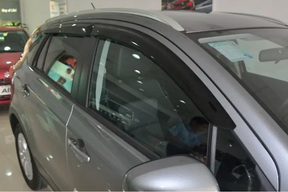 Suzuki SX4 S-Cross 2013–2016 Vindafvisere til sideruder (4 stk., HIC) Image