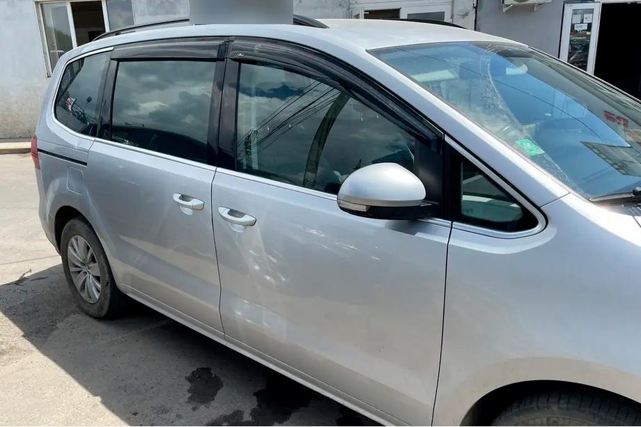 Volkswagen Sharan 2010–2023 Vindafvisere til sideruder (4 stk., HIC) Foto 1