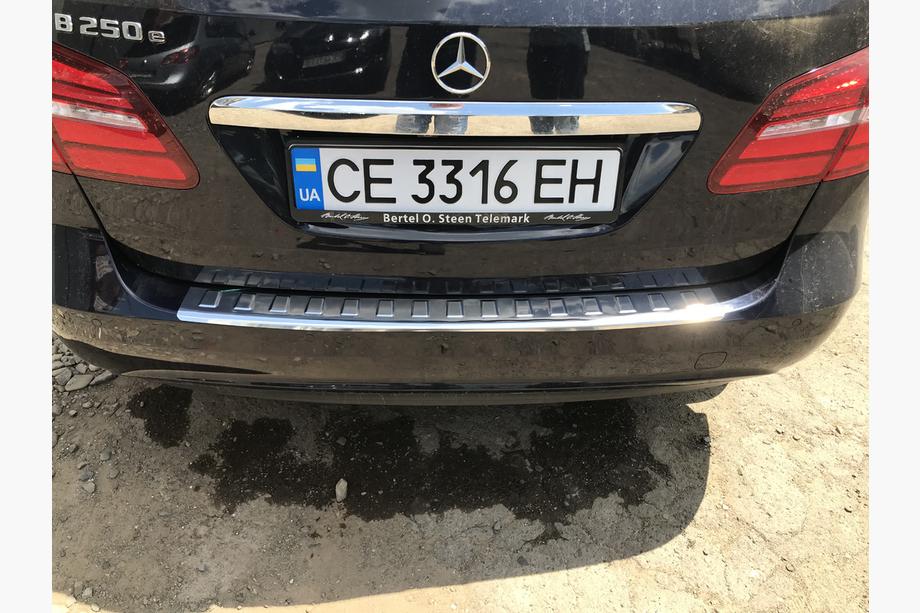 Mercedes B-klasse W246 2011–2018 Bagkofangerbeskytter Carmos (rustfrit stål) Foto 7