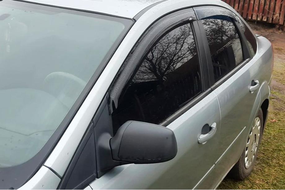 Ford Focus II 2008–2011 Vindafvisere SD/HB (4 stk., HIC) Image
