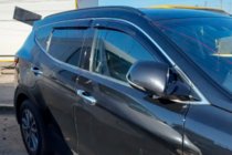 Hyundai Santa Fe 3 2012–2018 Vindafvisere til sideruder med kromliste (4 stk., HIC) foto 1