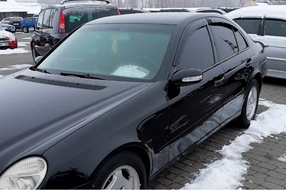 Mercedes E-klasse W211 2002–2009 Vindafvisere SD (4 stk., HIC) Foto 4