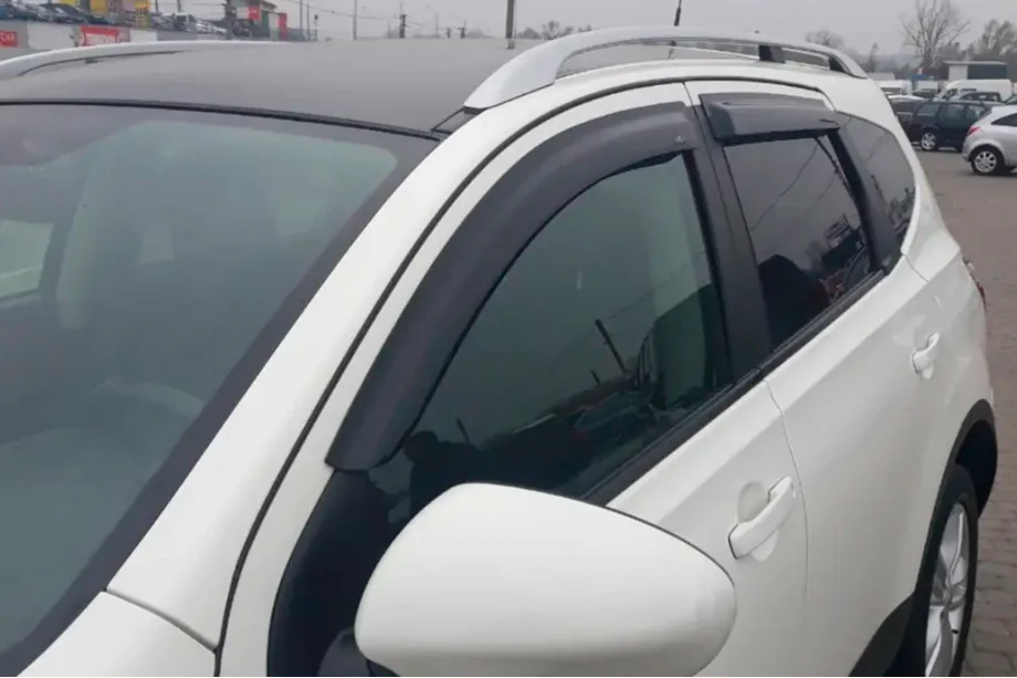 Nissan Qashqai 2007–2010 Vindafvisere til sideruder (4 stk., HIC) Image