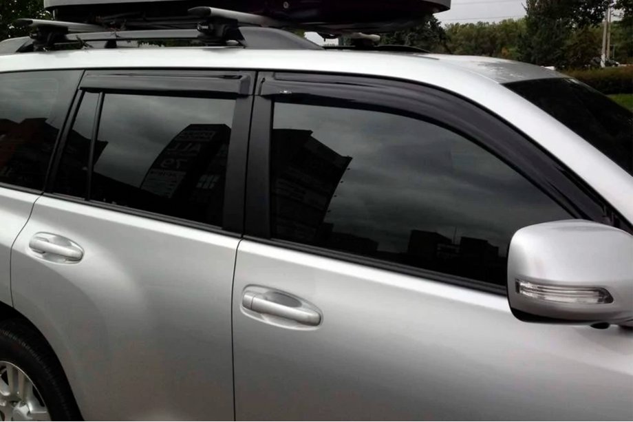 Toyota Land Cruiser Prado 150 2009–2023 Vindafvisere til vinduer 8 cm (4 stk., HIC) Foto 17
