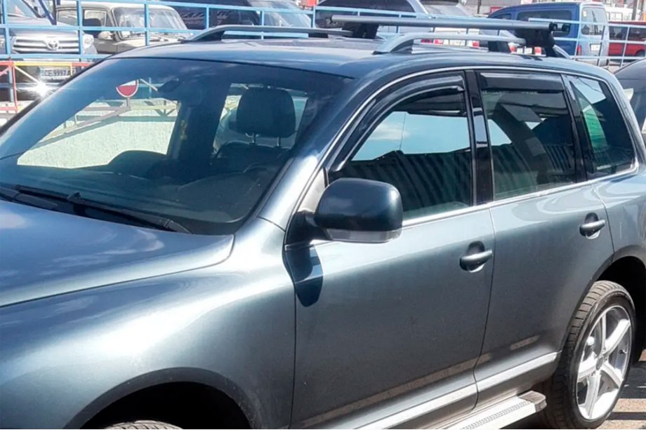 Volkswagen Touareg 2002–2010 Vindafvisere til sideruder (4 stk., HIC) Foto 2