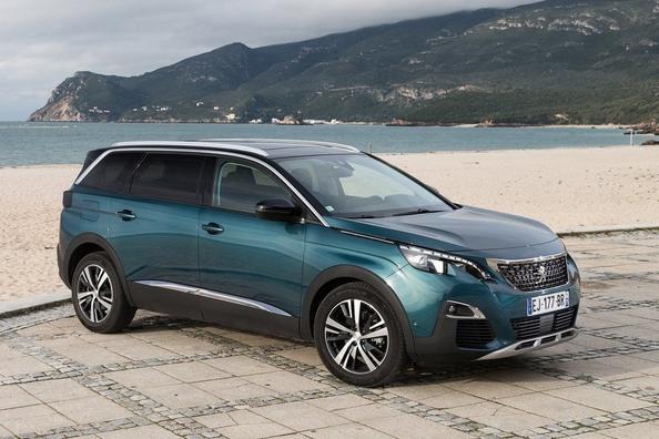 Test af Peugeot 5008 crossover i anden generation
