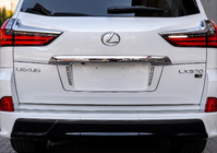 Lexus LX570/450d 2008–2022 Bageste nummerpladeholder med LED (2007-2023) foto 2