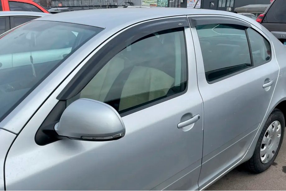 Skoda Octavia II A5 2010–2013 Vindafvisere til sideruder LiftBack (4 stk., HIC) Foto 6