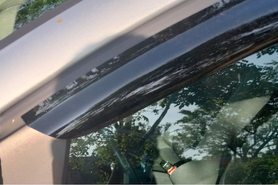 Volkswagen Touran 2003–2010 Vindafvisere til sideruder (4 stk., HIC) Foto 3