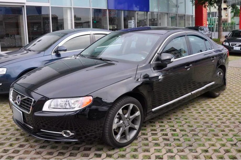 Volvo S80 2006–2016 Vindafvisere til sideruder med kromliste (4 stk., HIC) Foto 2