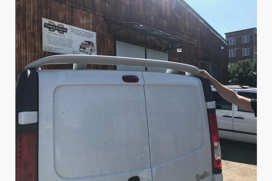 Opel Vivaro 2001–2015 Tagspoiler (til lakering) Foto 2