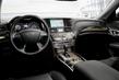 Test af business-class sedan Infiniti Q70 foto 8