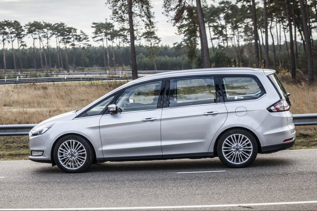 Test af syvpersoners minivanen Ford Galaxy