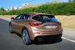 Premium-hatchbacken Infiniti Q30 foto 3