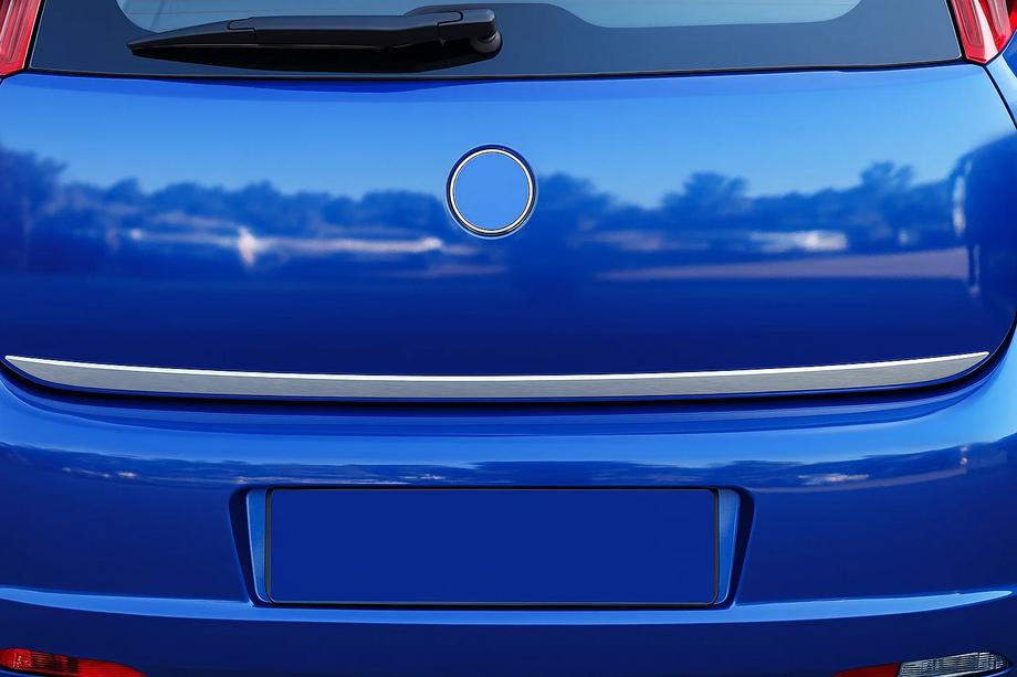 Fiat Punto Grande/EVO 2006–2018 Bagagerumskantliste (rustfrit stål) Image