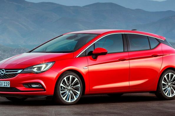 Anmeldelse af femdørs hatchback Opel Astra K