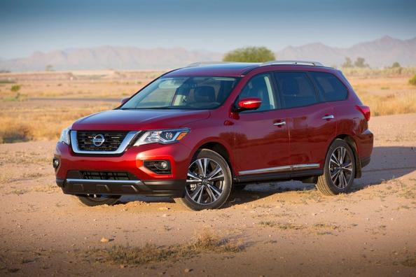 Faceliftet version af crossoveren Nissan Pathfinder