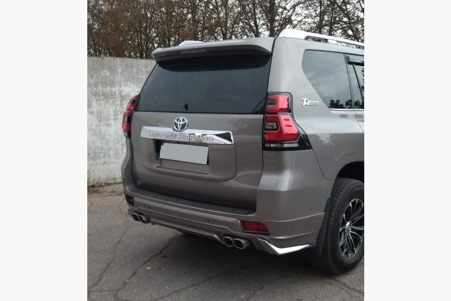 Toyota Land Cruiser Prado 150 2009–2023 Modelista V3-LED kofangertillægsdele til for- og bagkofanger (2017-) Foto 5