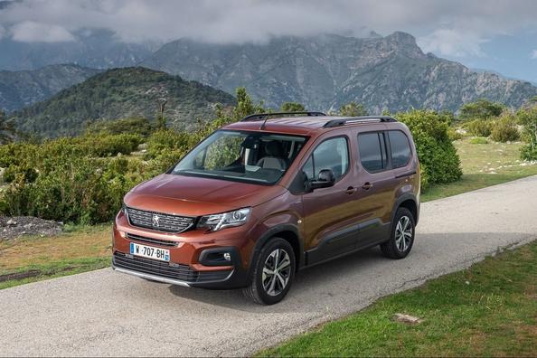 Anmeldelse af den nye kompaktvan Peugeot Rifter