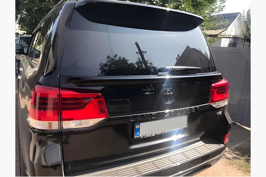 Toyota Land Cruiser 200 2007–2021 WALD spoiler (nedre, 2016-2021) Hvid farve Foto 7