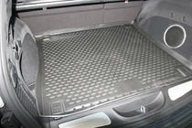 Jeep Grand Cherokee WK2 2010–2021 Gummi bagagerumsmåtte (Novline) til montering foto 4