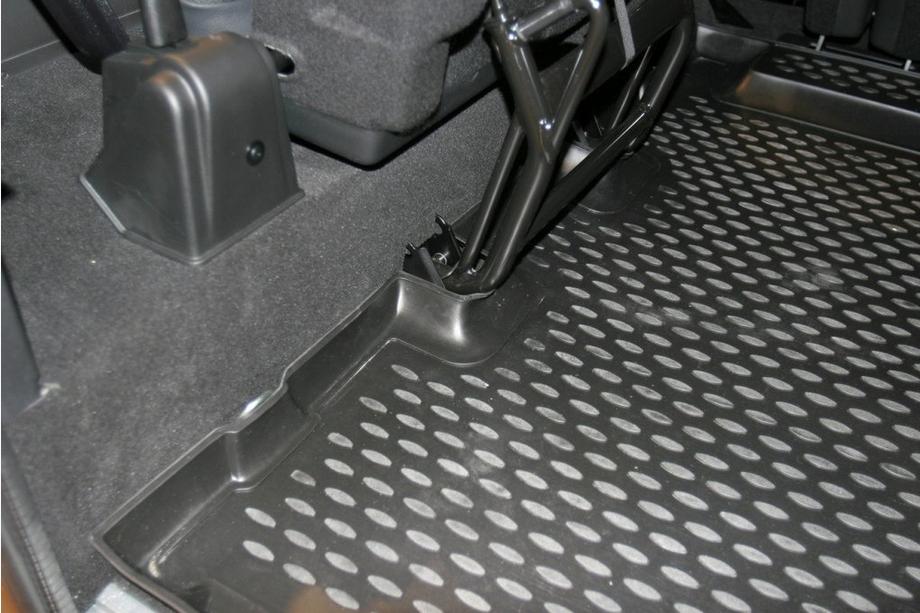 Land Rover Defender 1986–2016 Bagagerumsmåtte (lang) (Novline) 110 5D (introduktion) Foto 2