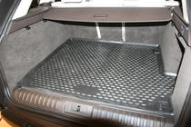 Range Rover Sport 2014–2022 Gummimåtte til bagagerum (uden rails) (Novline) crossover foto 4