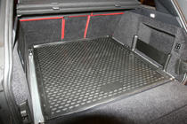 Range Rover IV L405 2013–2021 Bagagerumsmåtte (med forhøjede kanter) (Novline) crossover foto 4