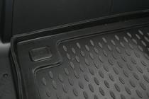 Toyota FJ Cruiser 2006–2022 Gummi bagagerumsmåtte (Novline) til montering foto 3