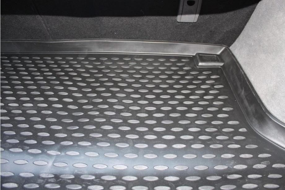 Toyota Prius 2009–2015 (2004-2010) Gummibagagerumsmåtte (Novline) HB Foto 2