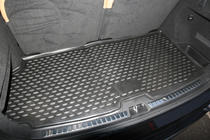 Volvo XC90 2015– Kort gummi bagagerumsmåtte (Novline) til crossover (7 sæder) foto 4