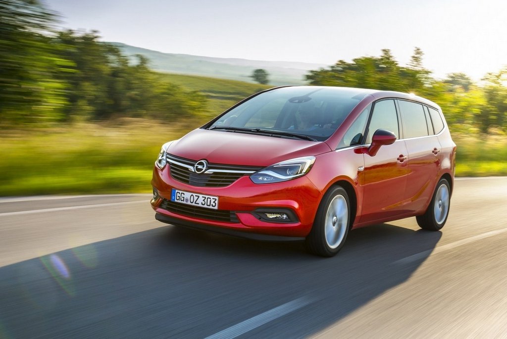 Anmeldelse af den kompakte minivan Opel Zafira