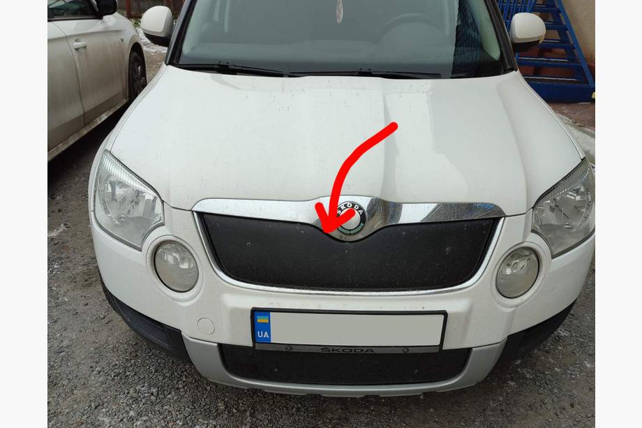 Skoda Yeti 2009–2017 Vinterafdækning til kølergrill (øverste, 2009-2013) Image