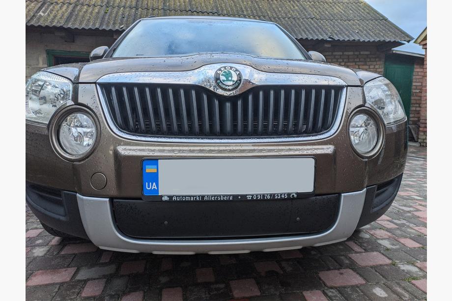 Skoda Yeti 2009–2017 Vinterafdækning til kølergrill (nederste, 2009-2013) Blank Image