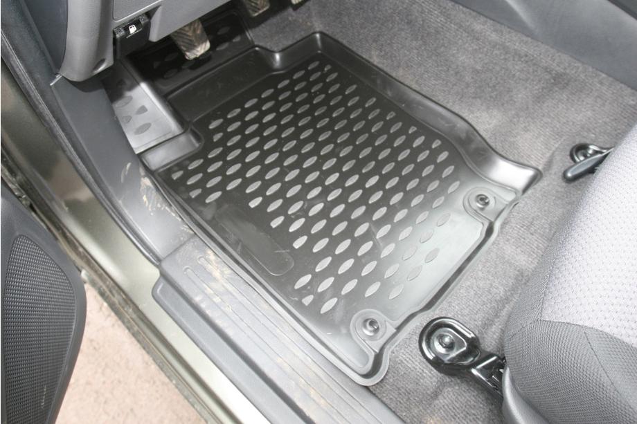 Mitsubishi L200 2015–2024 3D gummimåtter til kabinen (4 stk., Novline) Budget-udgave Foto 3