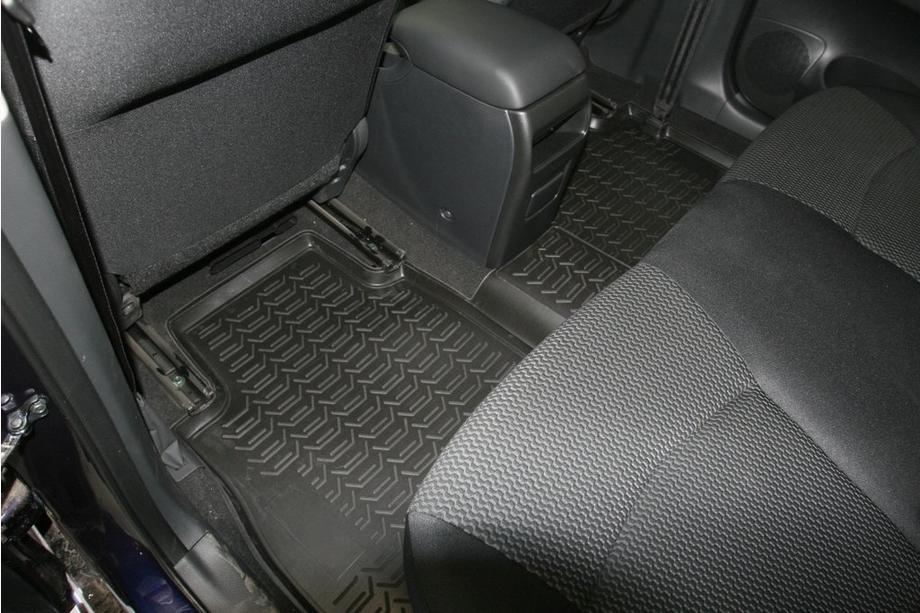 Nissan Tiida 2011–2014 (2015↗) Gummimåtter 3D til kabinen (4 stk., Novline) Foto 3