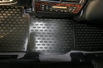 Toyota Land Cruiser 200 2007–2021 Gummimåtter til kabinen (Novline, 2012-2015) foto 2