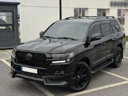 Toyota Land Cruiser 200 2007–2021 Bodykit-sæt 2016↗ (TRD 2021) Sort farve foto 10