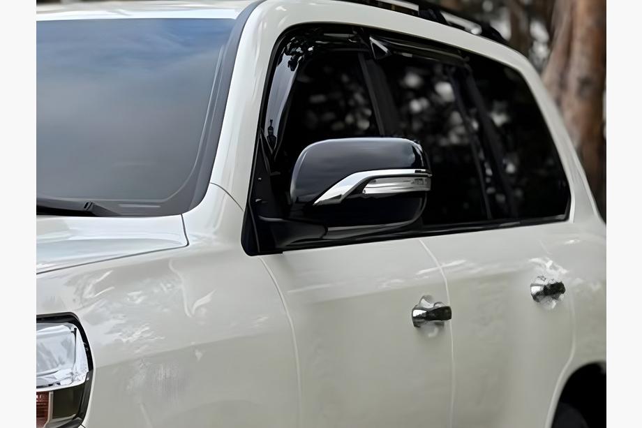 Toyota Land Cruiser 200 2007–2021 Spejlkapper (med blinklys, 2016-stil) Sort farve Image