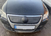 Volkswagen Passat B6 2006–2012 Vinterdæksel til kølergrill (øverste) foto 2