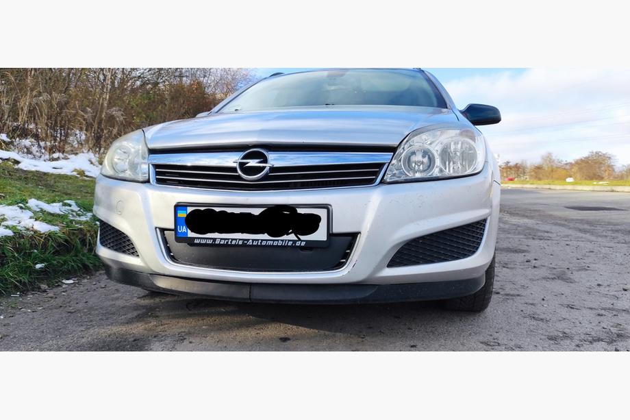 Opel Astra H 2004–2013 Vintergrill (2004-2007) Mat Image