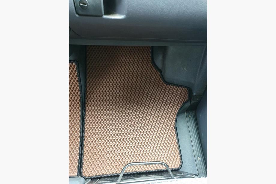 Mercedes Vito W638 1996–2003 EVA-bilmåtter (murstenmønster) Sæt i 3 dele Foto 3