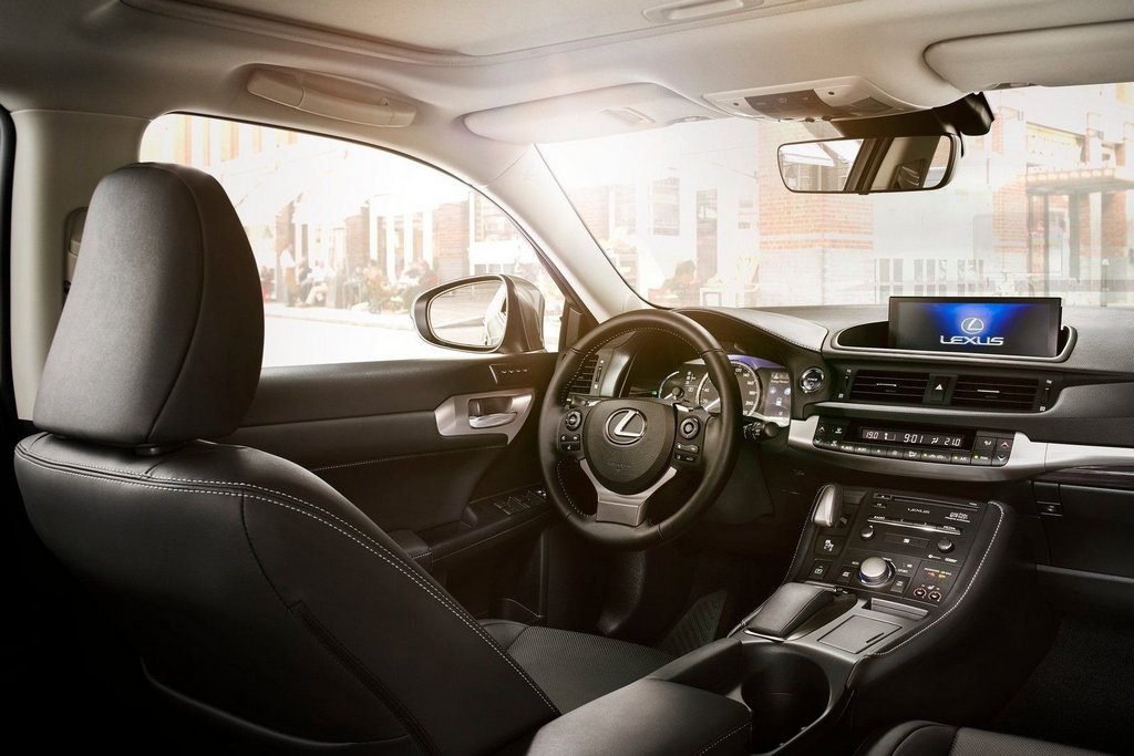 Kompakt hybrid-hatchback Lexus CT 200h