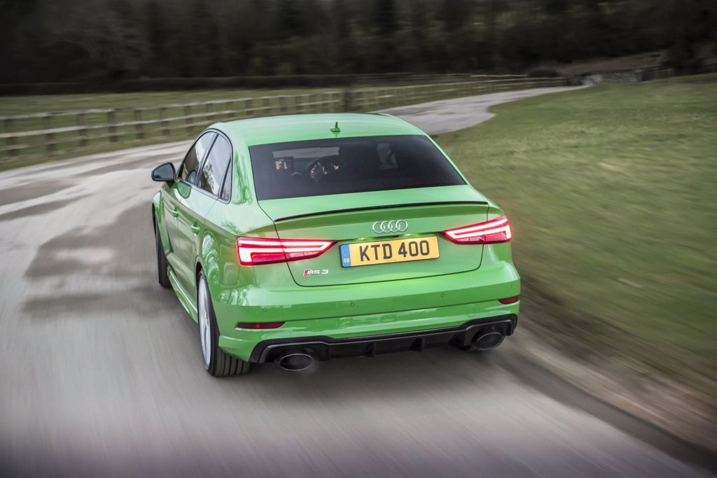 Anmeldelse af den kompakte sports-sedan Audi RS3