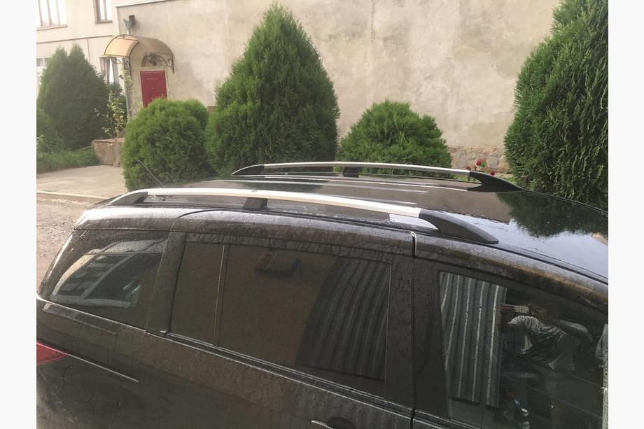Mazda 5 2010–2018 Tagrælinger i aluminium (krom) Plastfødder Foto 5
