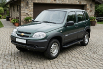 Chevrolet Niva 1998–2020 Sidetrin Allmond Black (2 stk., aluminium) foto 1