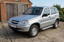 Chevrolet Niva 1998–2020 Sidetrin Maya V2 (2 stk., aluminium) foto 1