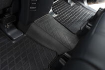 Toyota Land Cruiser Prado 150 2009–2023 Bageste bro-måtte (Stingray Premium) foto 3