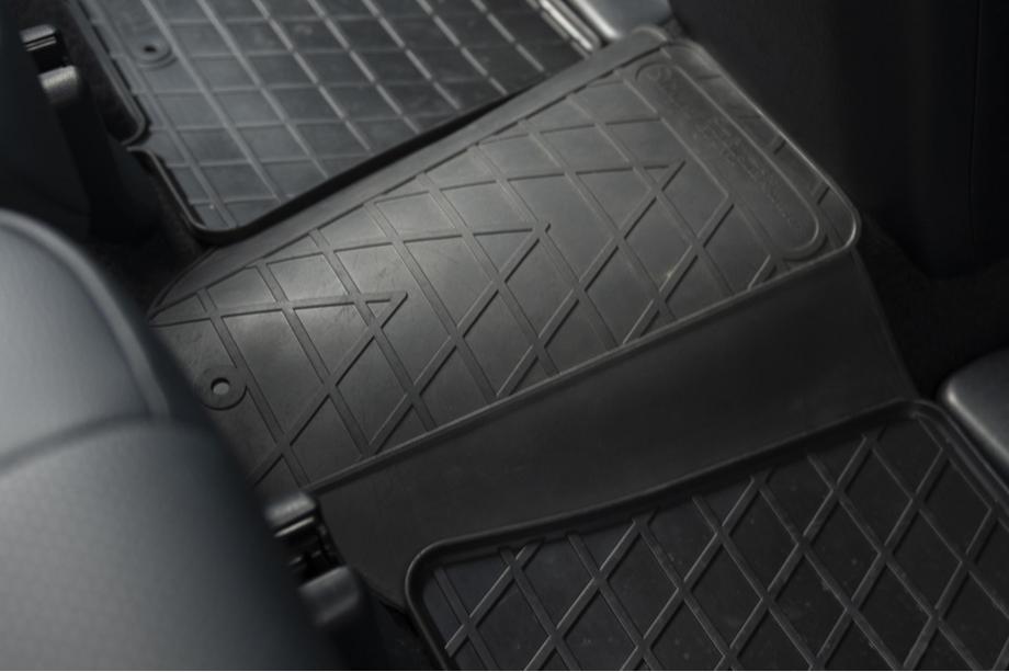 Toyota Land Cruiser Prado 150 2009–2023 Bageste bro-måtte (Stingray Premium) Image